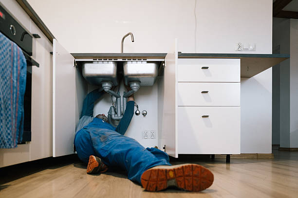 Professional Drain Cleaning technician working in Stratford, TX